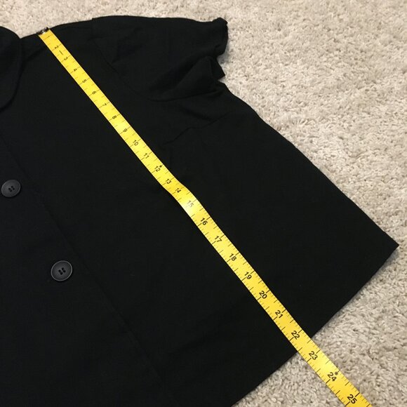 Black Rayon Blend Short Sleeve Semi Cropped Button Up Top - Picture 15 of 16